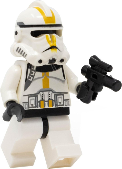 LEGO Star Wars: White Ep 3 Clone Trooper Minifigure (Phase 2) with Blaster  Blue