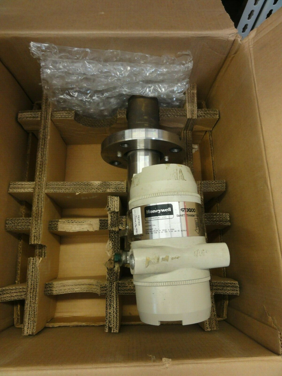 Honeywell ST300 Smart Pressure Transmitter Model STF128-R1H-0A520