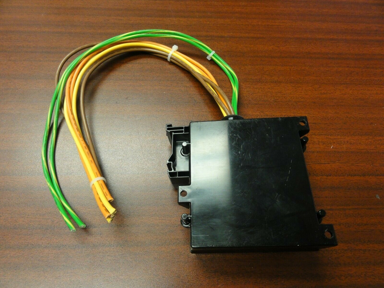 Panduit VS-AVT-C02-L10 VeriSafe Absence of Voltage Tester- No Accessories