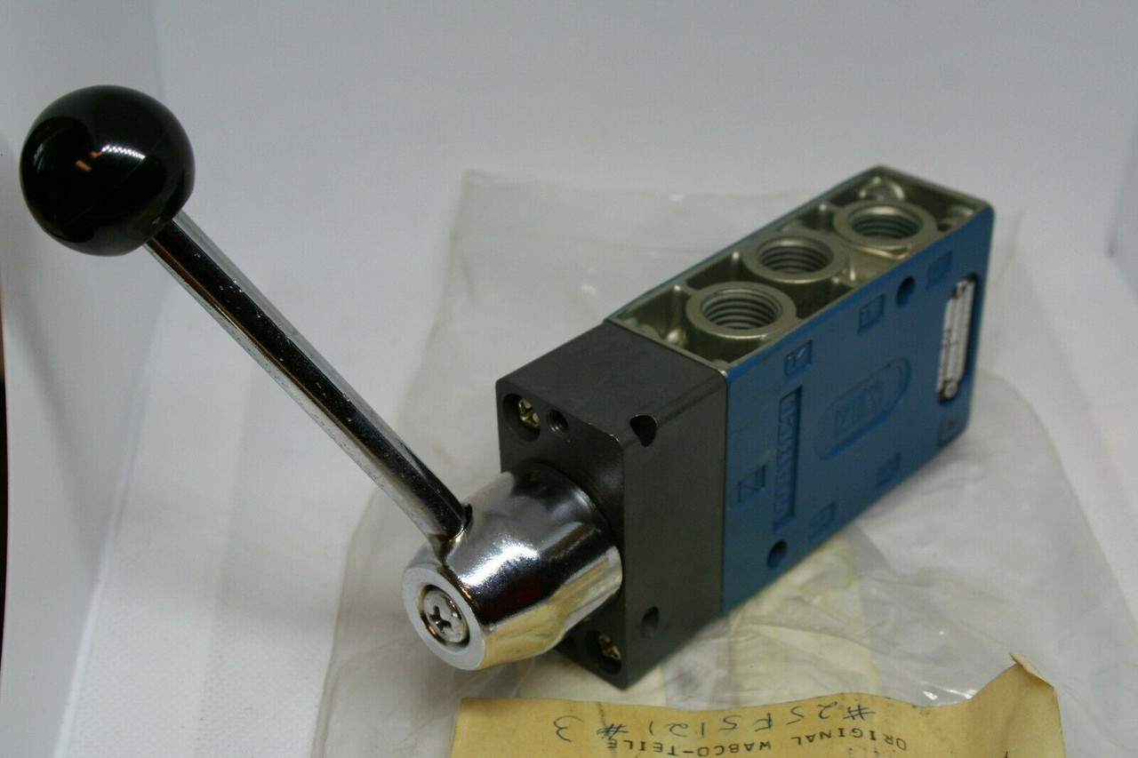 Wabco #002-2288 Valve with Handle *NEW*