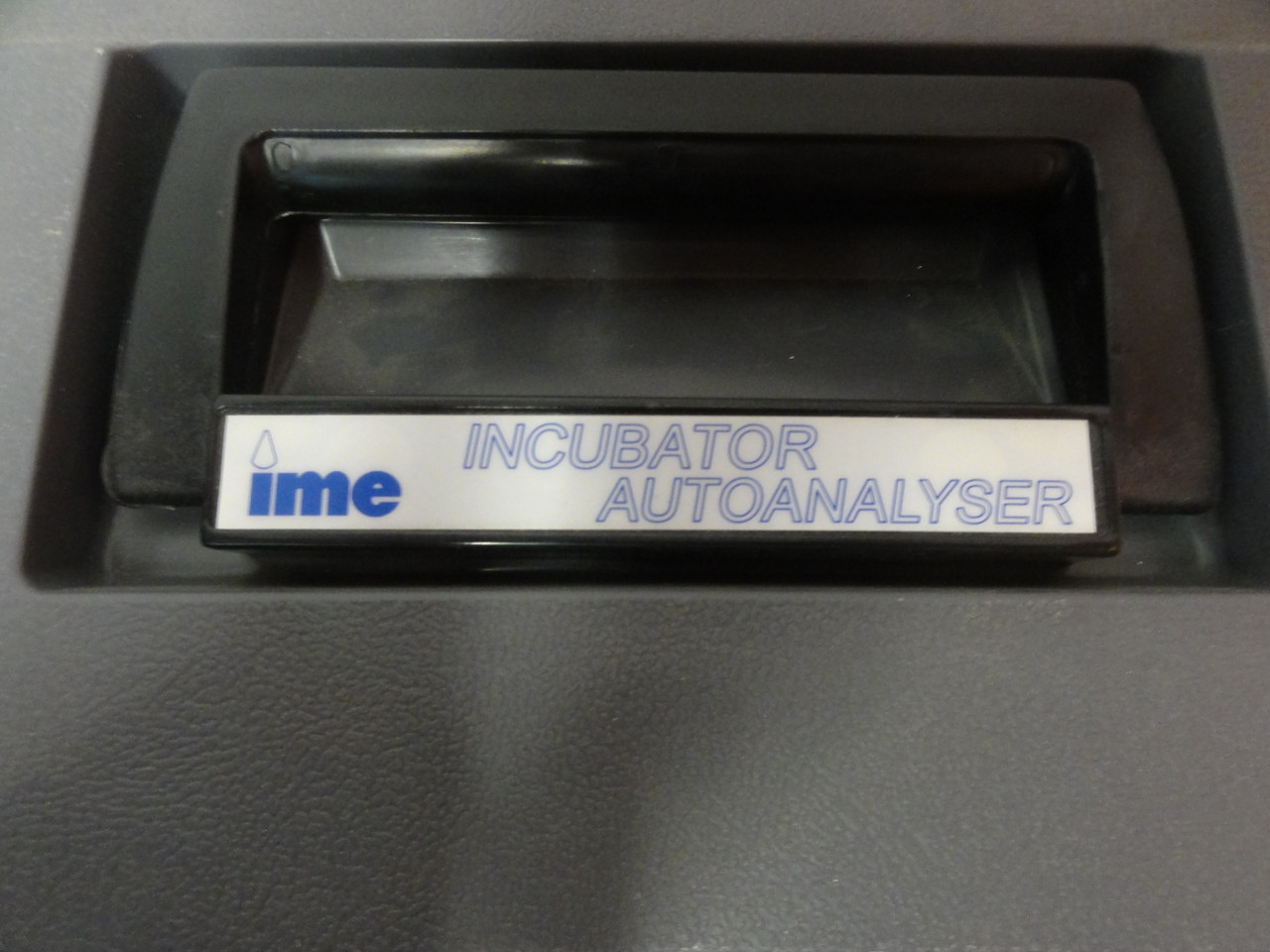 IME 6 Cell Incubator/Autoanalyser 2000 IME. Test