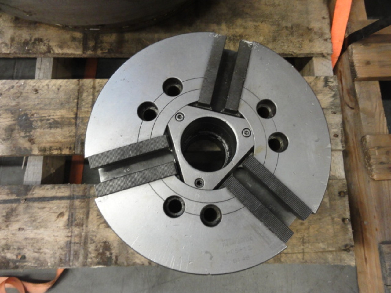 Kitagawa HOS-12 Three Jaw Chuck