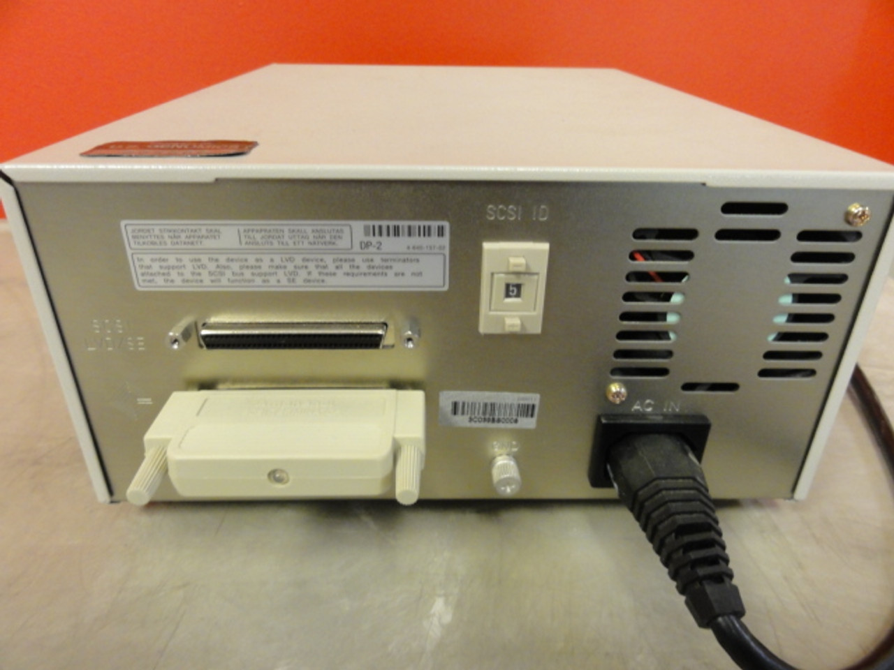 Compaq Model Dp2, 20/40 GB DAT 8 Cassette Autoloader
