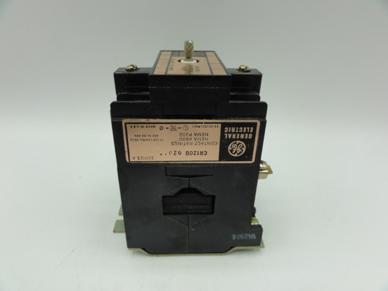 GE CR120B 020 Industrial Relay, NEMA A600, P300 Coil 120V