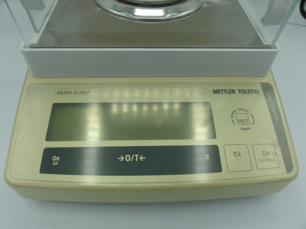 Mettler Toledo AB304-S Analytical Balance Scale