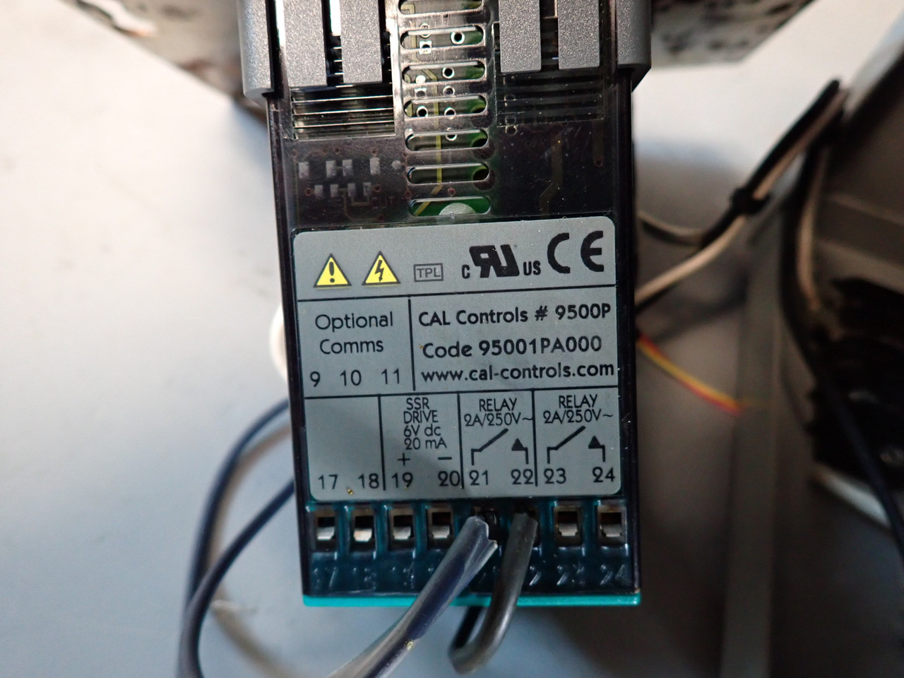 CAL Controls 9500P Temperature Controller