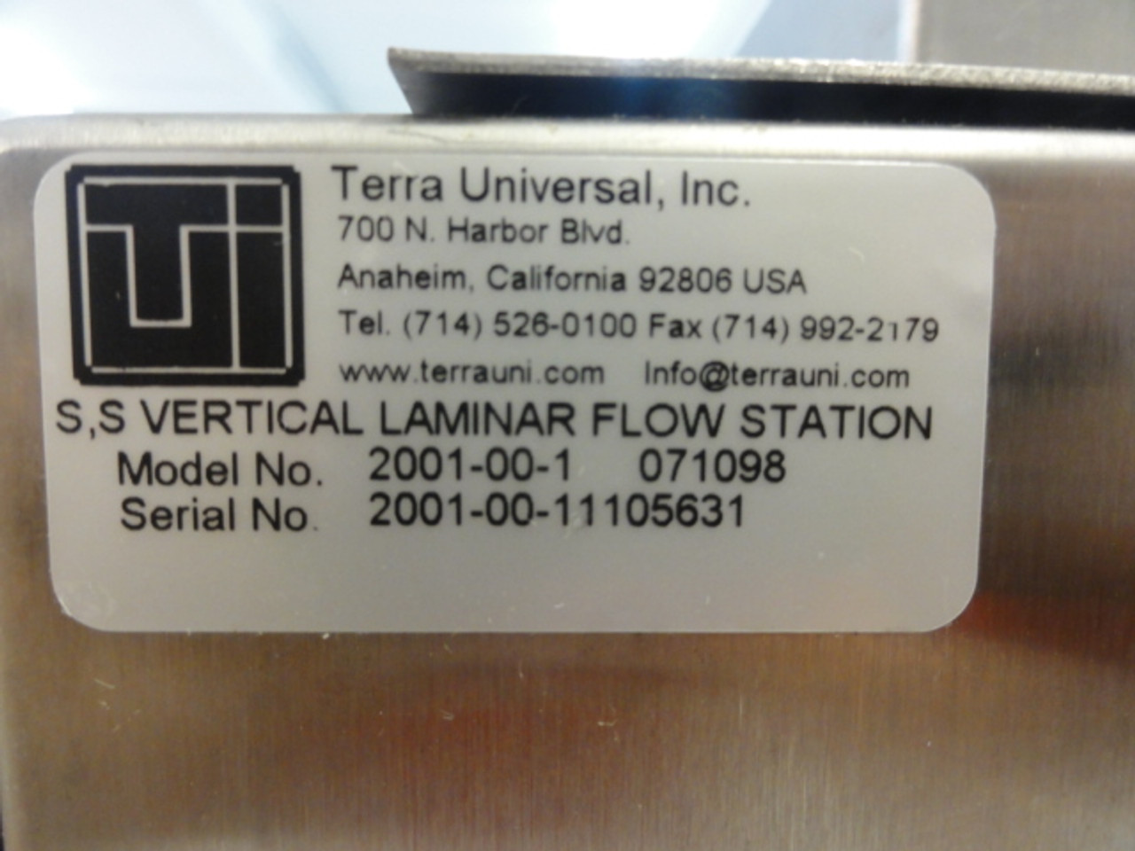 Terra Universal S.S. 2001-00-1 Laminar Flow Station