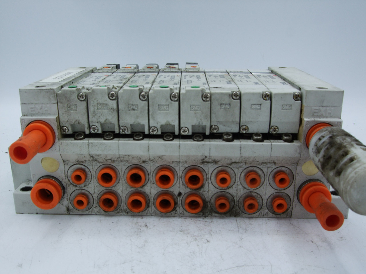 SMC 8 Valve Manifold with VQ200 Series Solenoid Valves