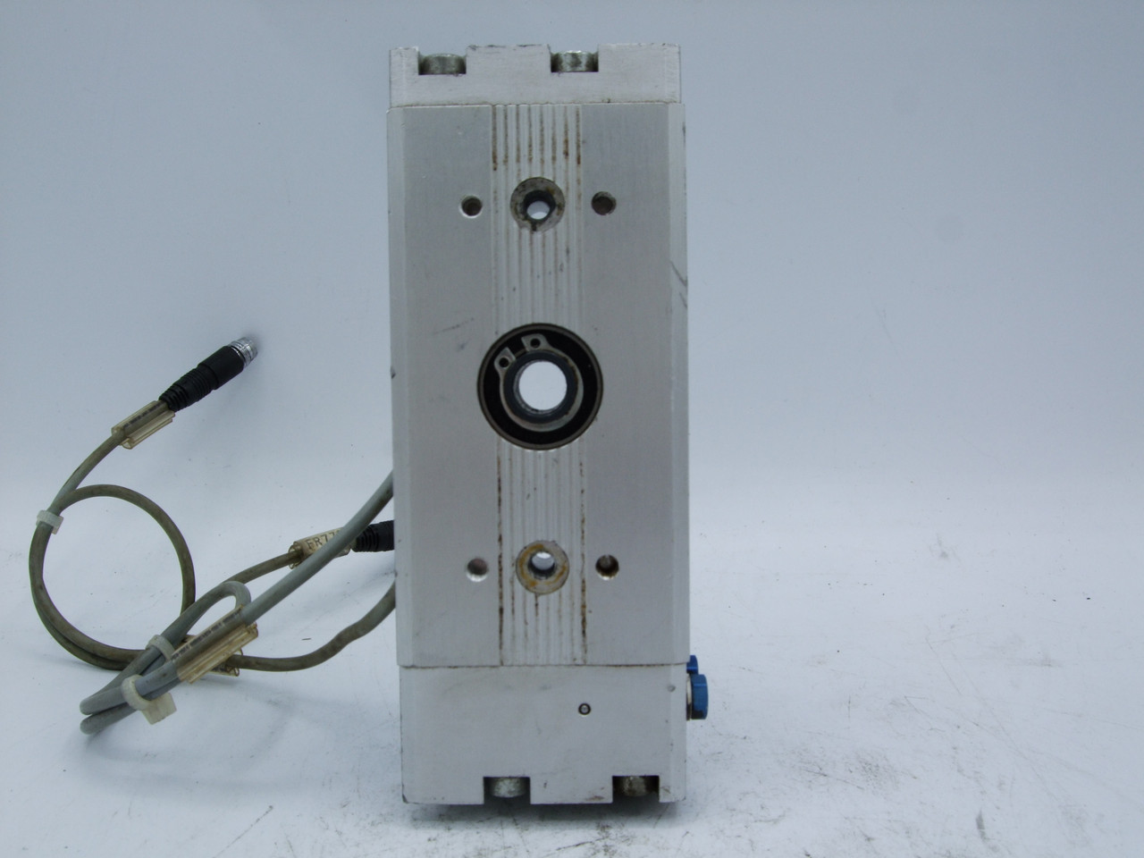 Festo DRQD-16-180-PPVI A-AR-FW Rotary Actuator