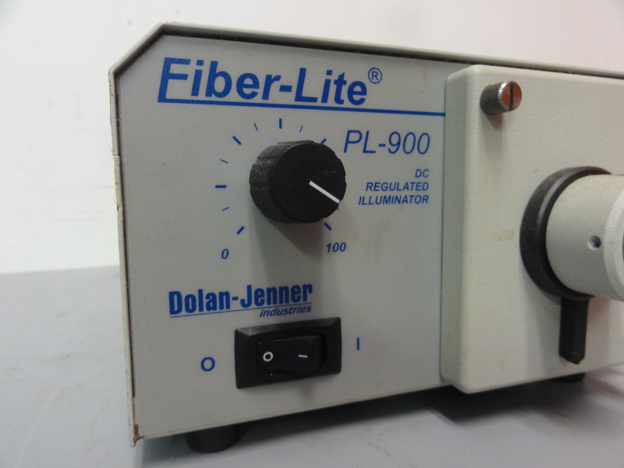 Dolan-Jenner Industries Fiberlite PL-900 DC Regulated Illuminator