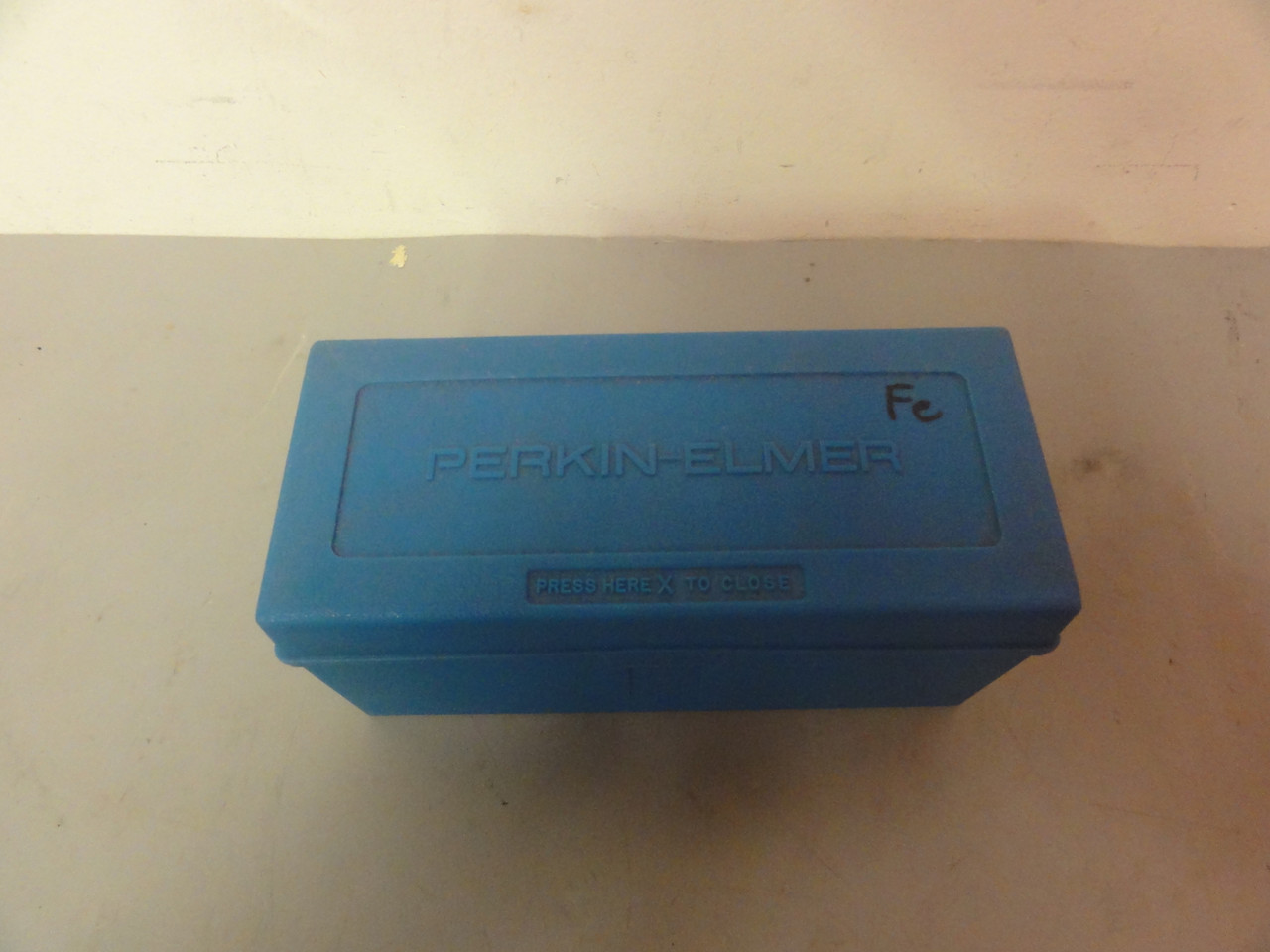 Perkin Elmer Intensitron Lamp 303-6037 Element Fe- With Original Box