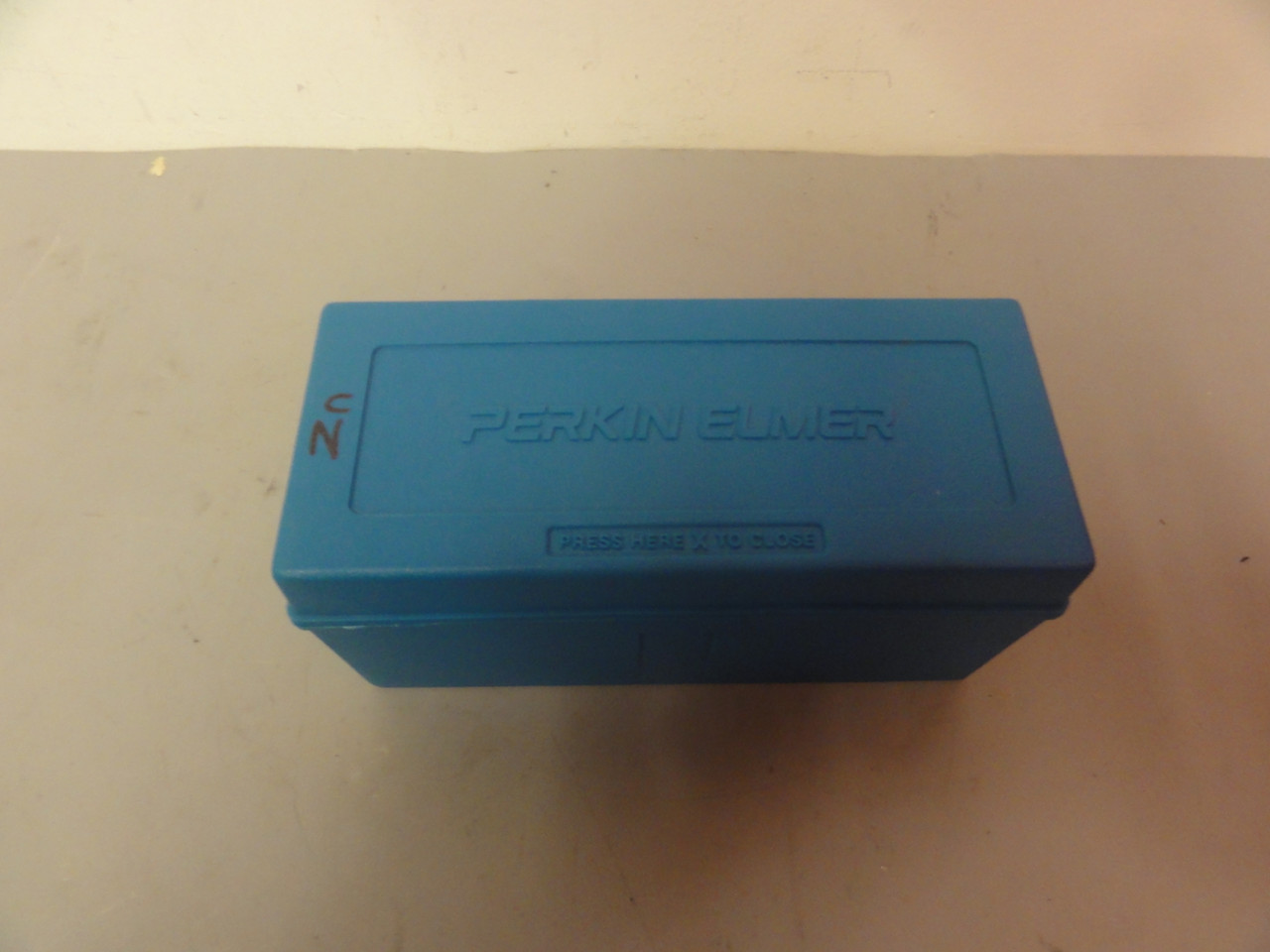 Perkin Elmer Intensitron Lamp 303-6081 Element Zn- With Original Box