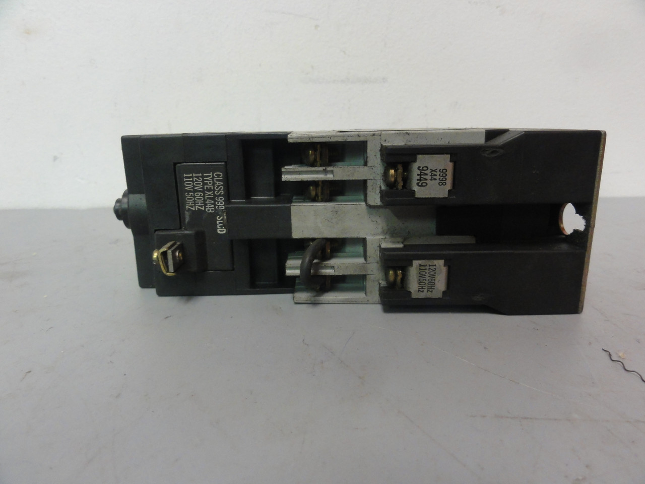 Square D Control Relay Class 8501 Type X0 40 Series A