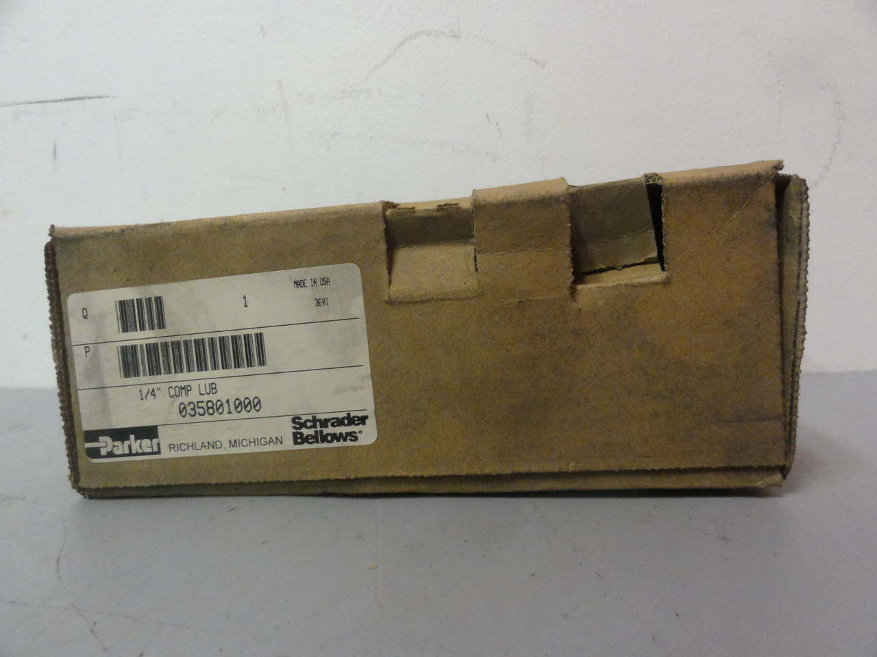 Parker Schrader Bellows 035801000 Lubricator- New (Open Box)