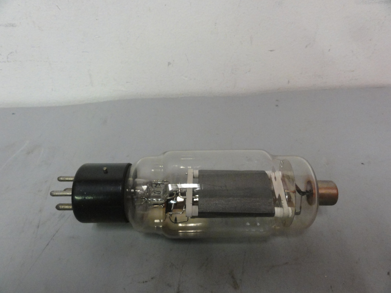 Un tube penthode militaire JAN-CHY- 6V6GTY - FR