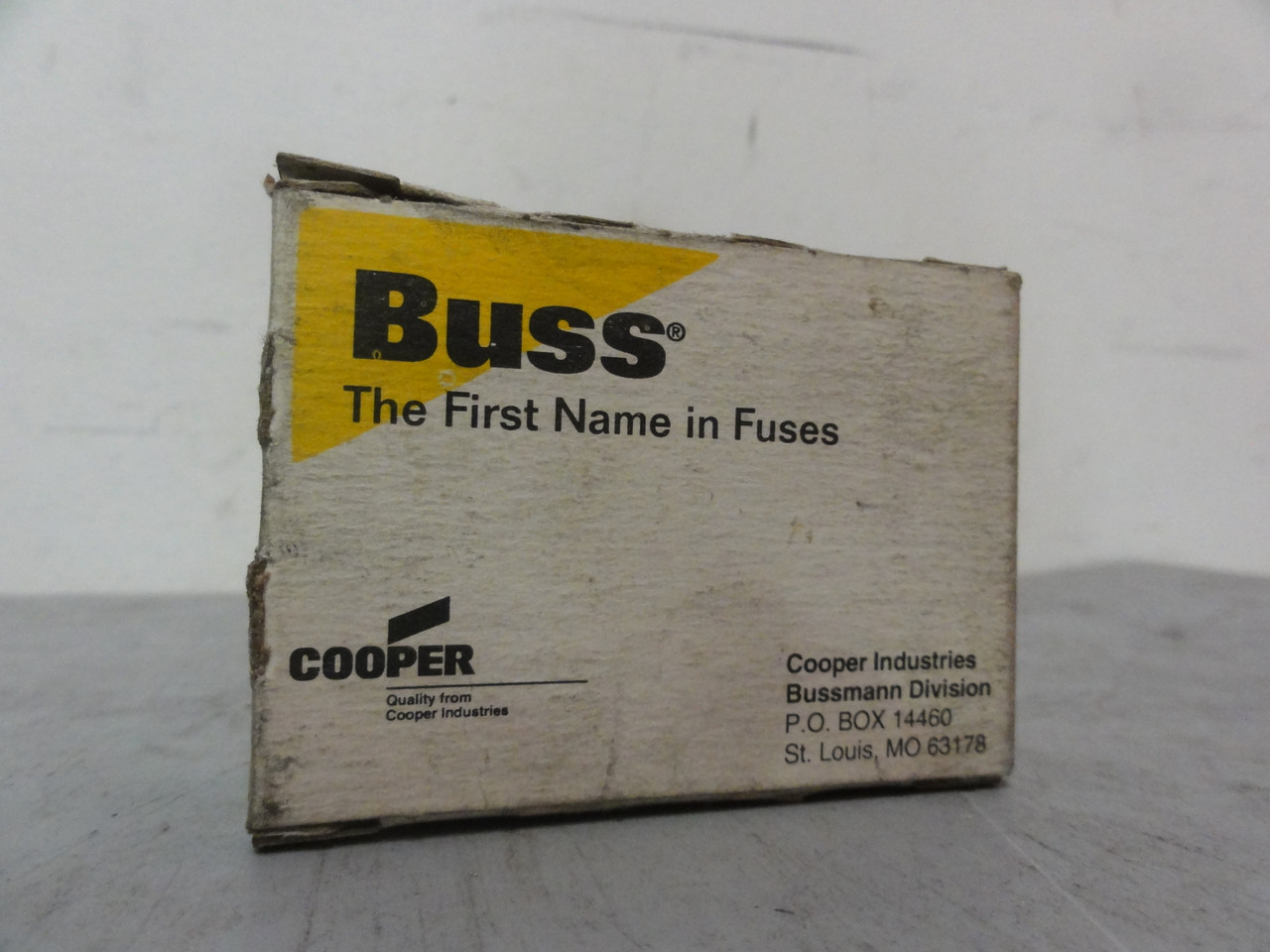 Cooper Bussman Buss Non-15 Fuses (Box of 8) Brand New Open Box