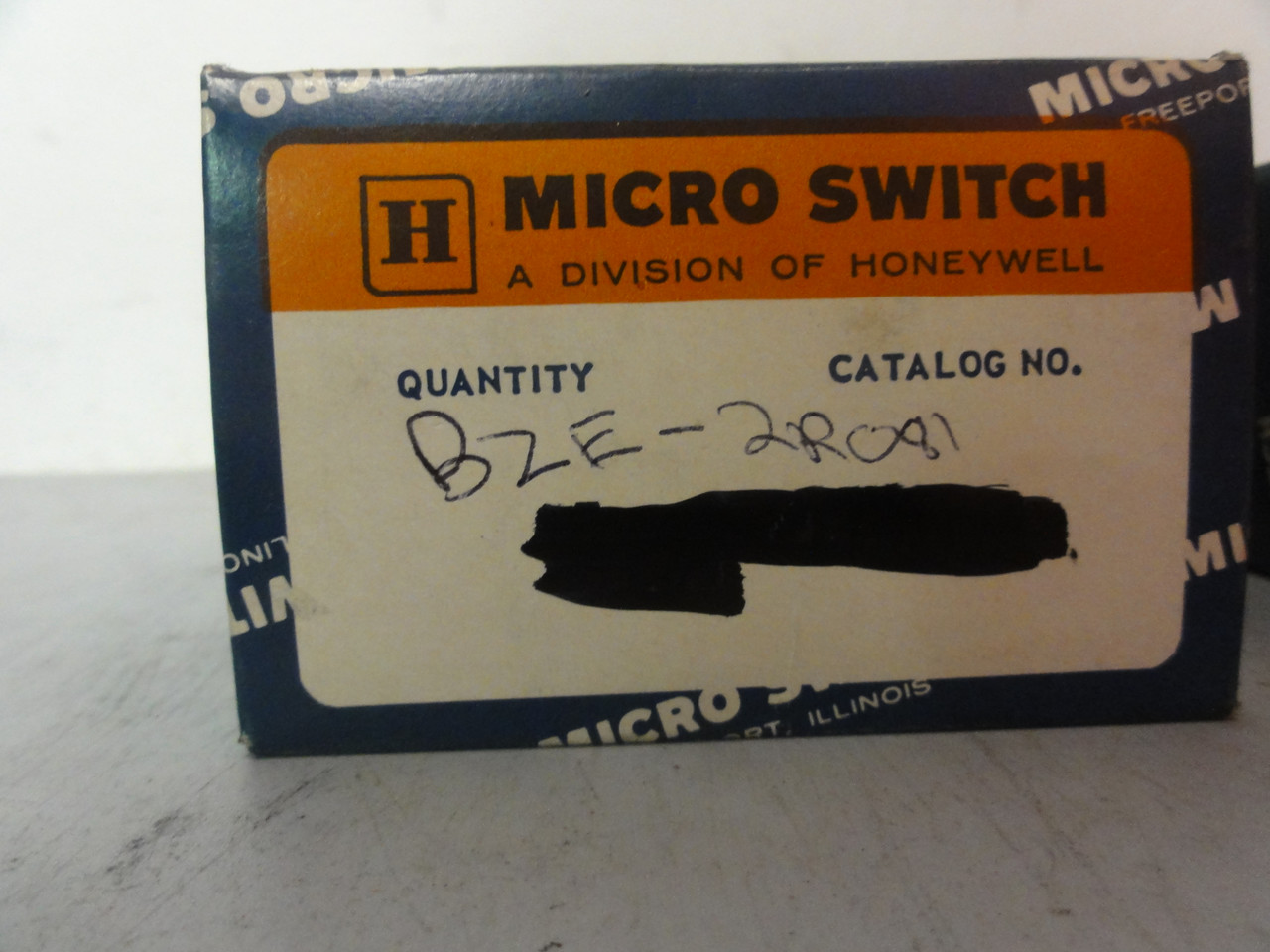 Honeywell Microswitch BZE-2R081- With Original Box