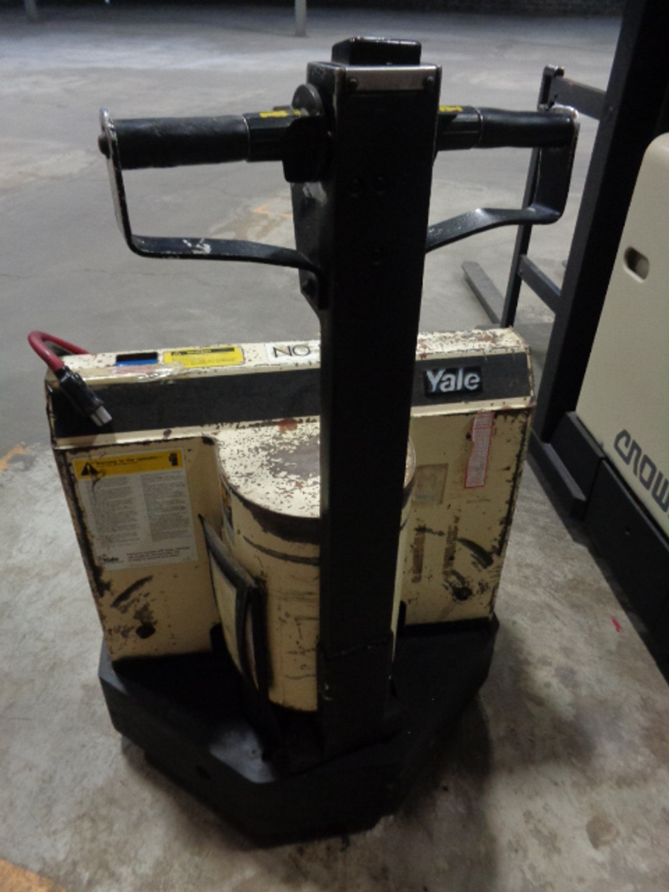 Yale Model MPW040SBN12C2748 Electric Walk Behind Pallet Truck, 12 volt, 4,000 lb. Capacity