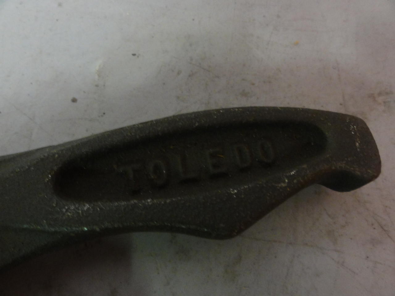 Toledo 999A Pipe Threading Die Head Tool 1-11/4" Pipe 11/4"-11/2" Bolt