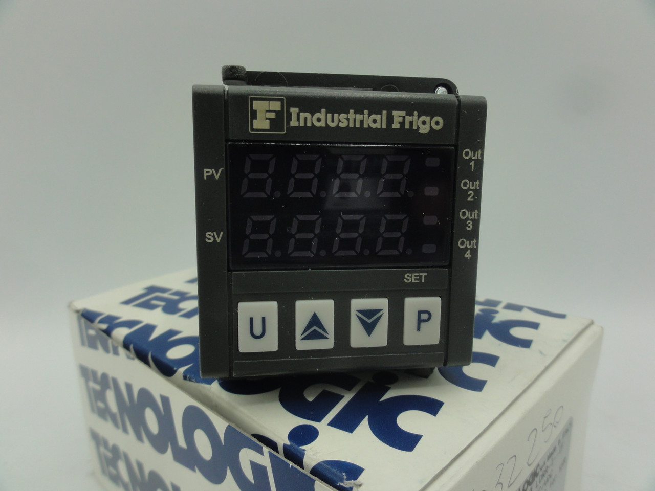 Tecnologic TLK43 Electronic Temperature Controller