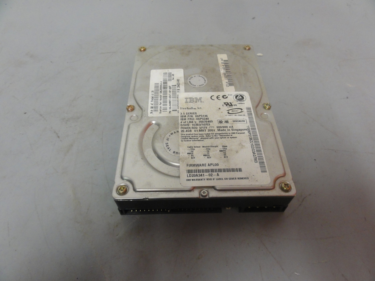 IBM 06P5136 20.4 GB IDE Hard Drive 3.5 Series