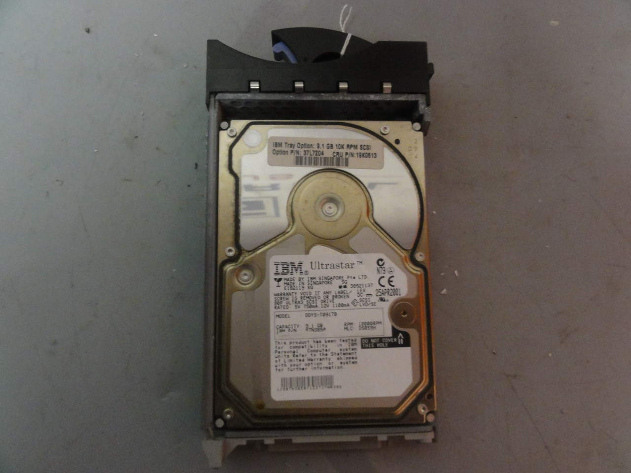 IBM Ultrastar DDYS-T09170 9.1GB SCSI HDD Hard Drive