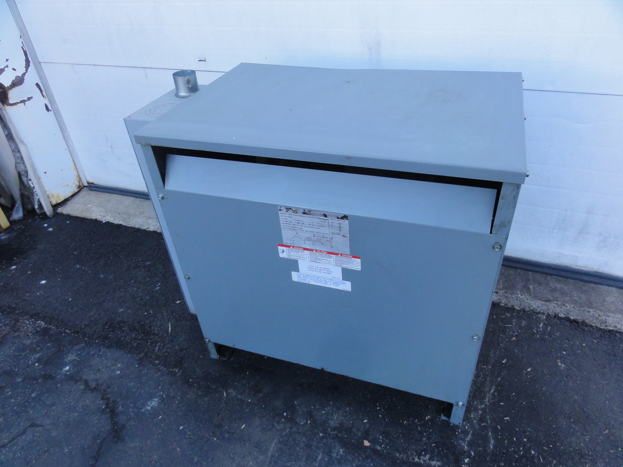 Square D Sorgel 75T3H Three Phase Transformer 75 KVA 480-208Y/120V