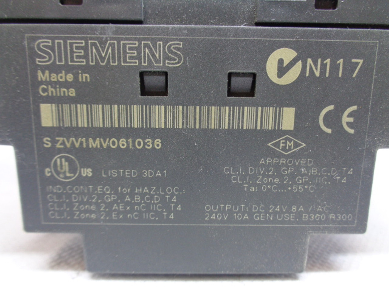 Siemens LOGO! 12/24RC w (2) DM8 12/24R Modules