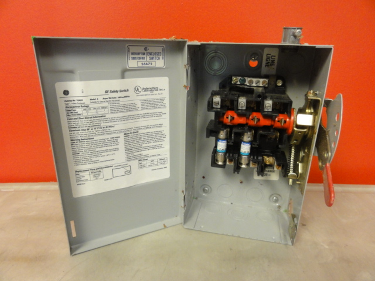 GE Cat# TG4321 Model 8 Safety Disconnect Switch, 30A, 240Vac / 250Vdc, 7.5HP