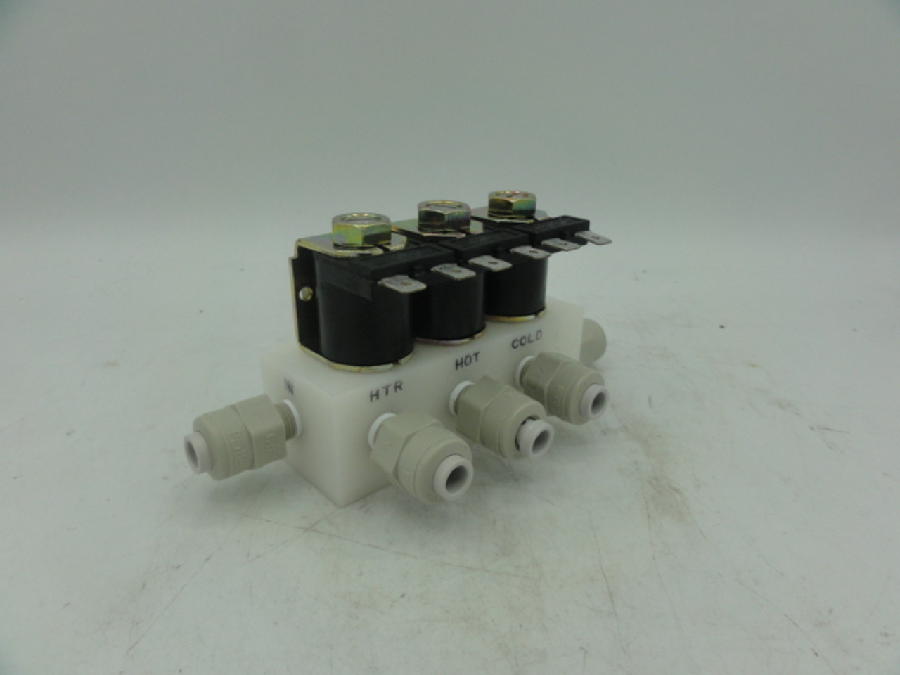 (3) Kip Inc. 2x913 Solenoid Valves 120/60V  7W