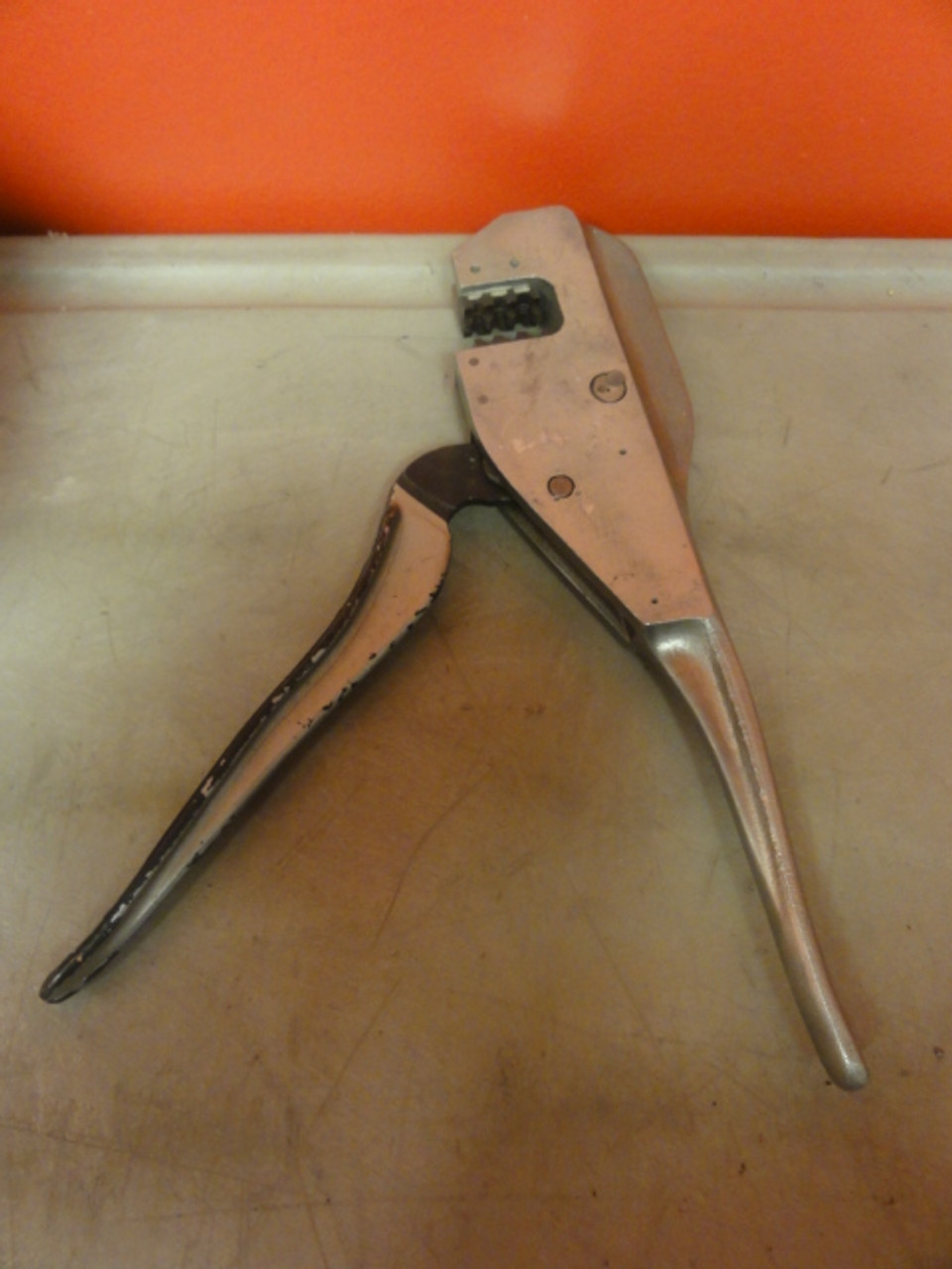 BURNDY MR8-RVS Crimping Tool