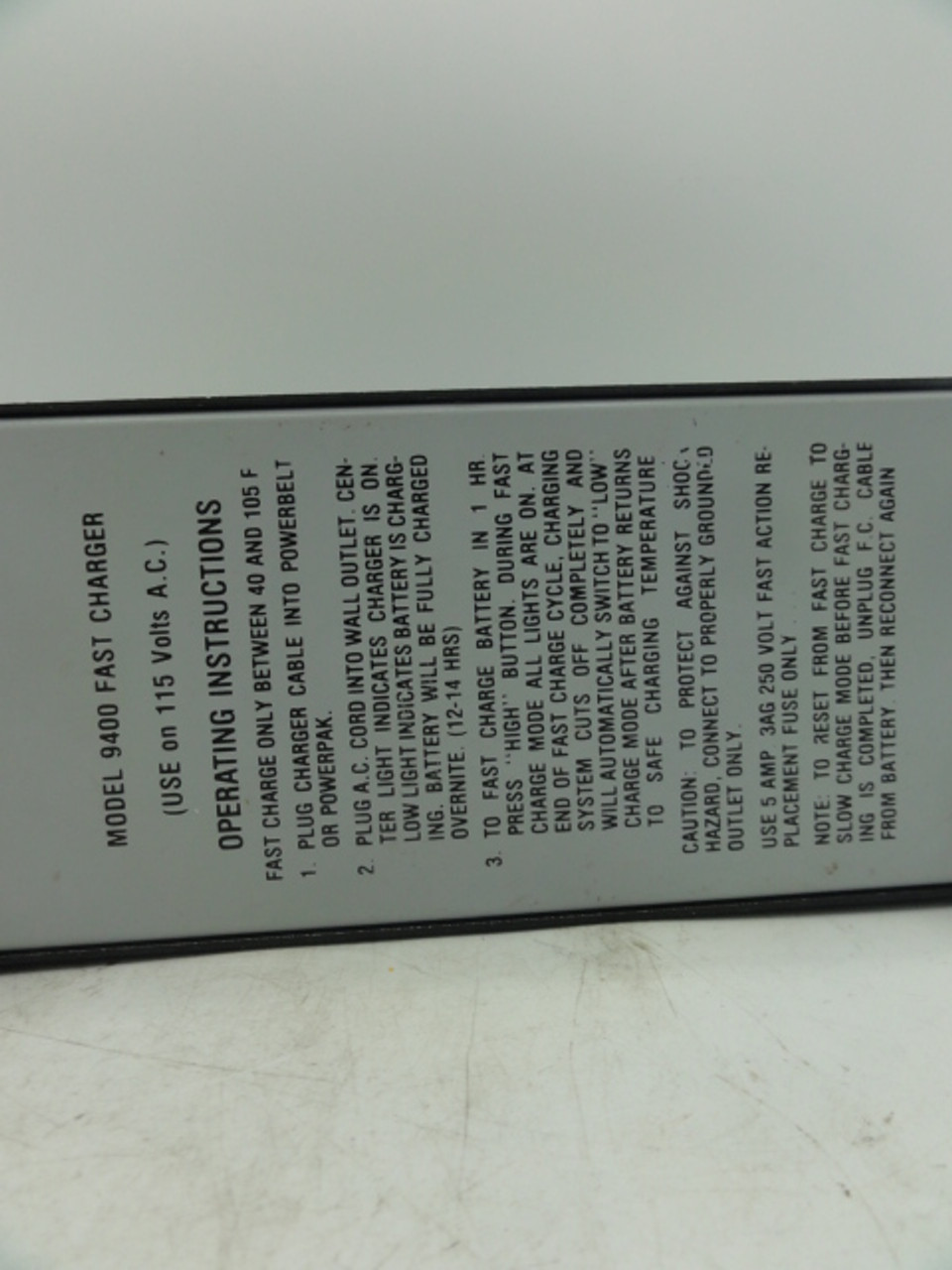 Cine 60 Model 9400 Fast Charger