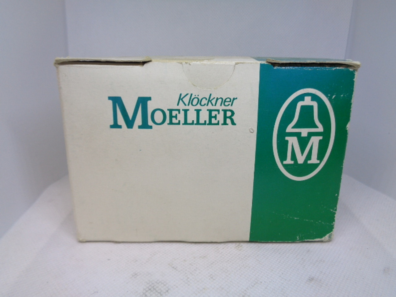 Klockner Moeller PS4-401-MM1 Compact Programmable Controller