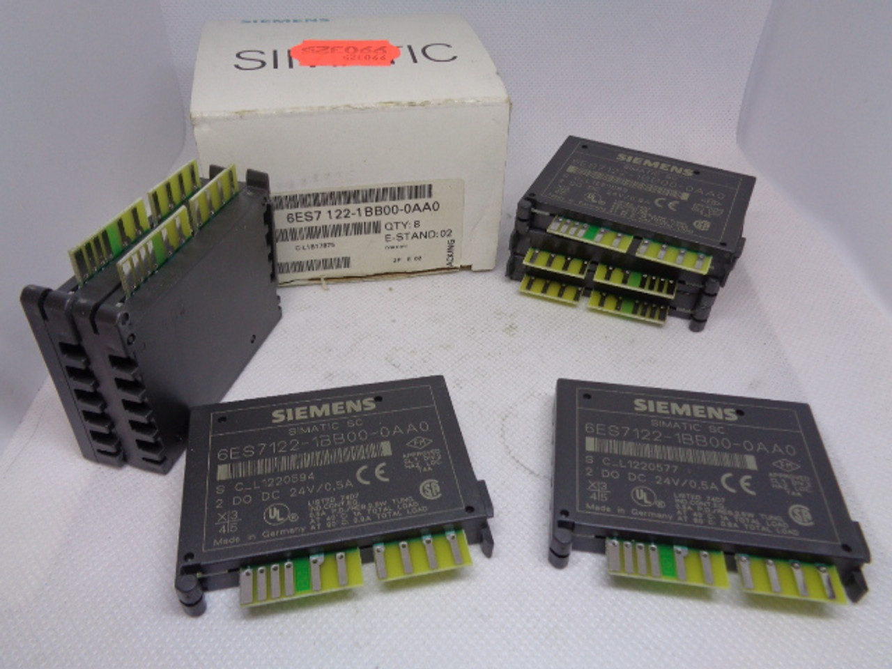 Siemens Simatic S7 6ES7 122-1BB00-0AA0 Modules (Box of 7)