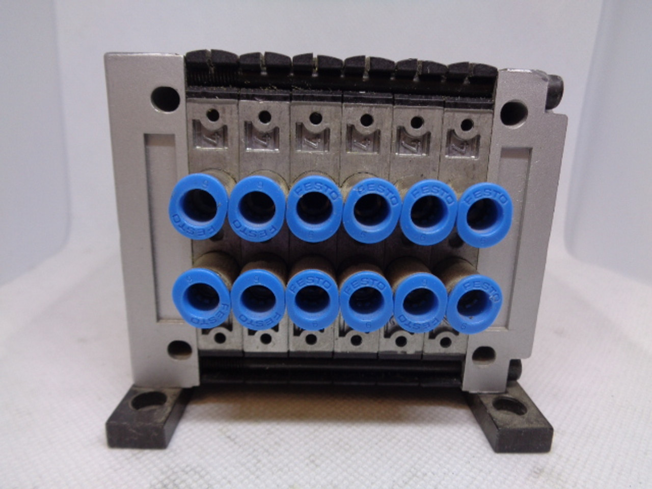 Festo CPV10-GE-MP-6 Electrical Interface w/ (6) 161416 MN02 Valves