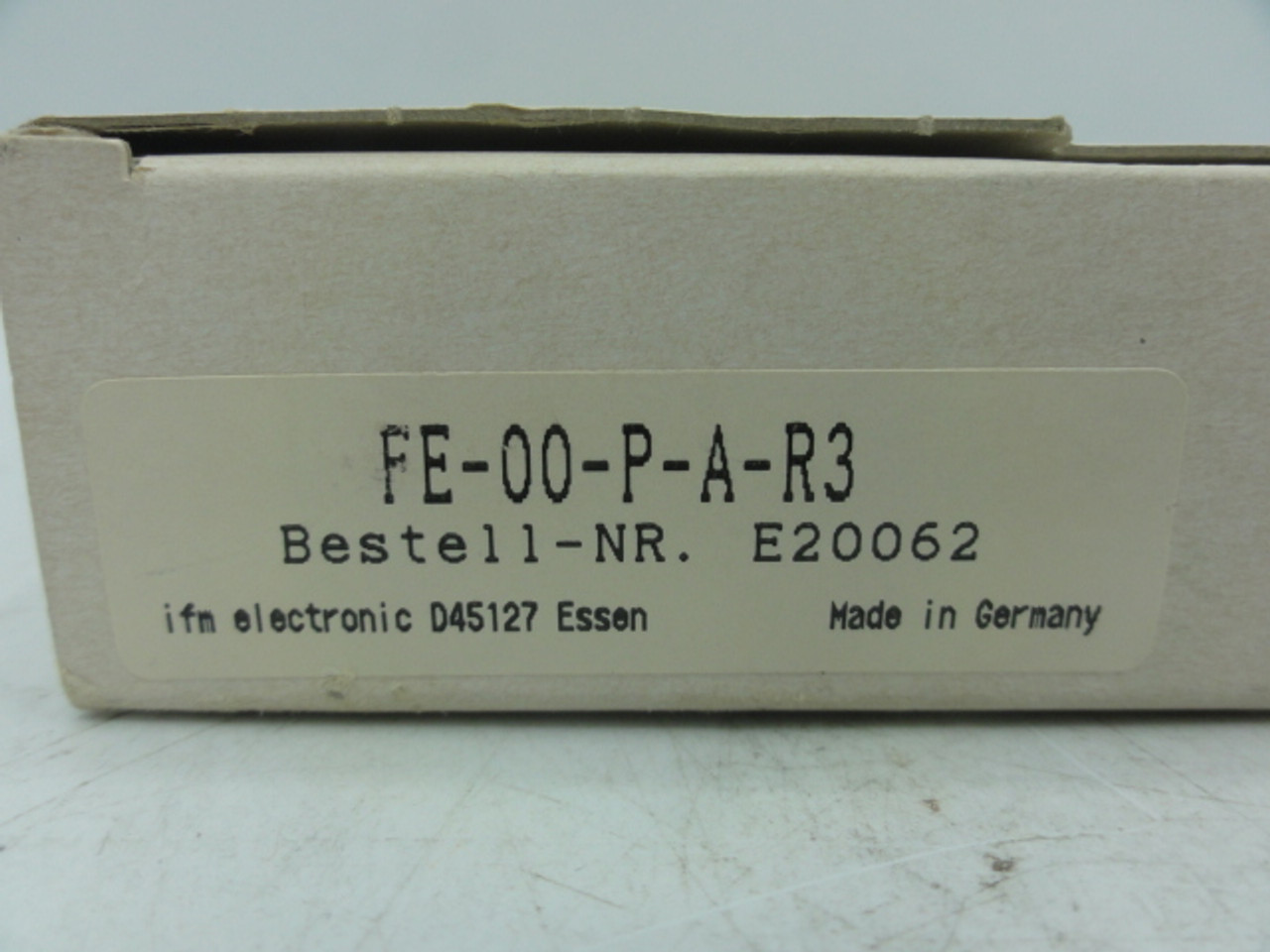 IFM Electronics FE-00-P-A-R3 Fiber Optic Through Bean Sensor