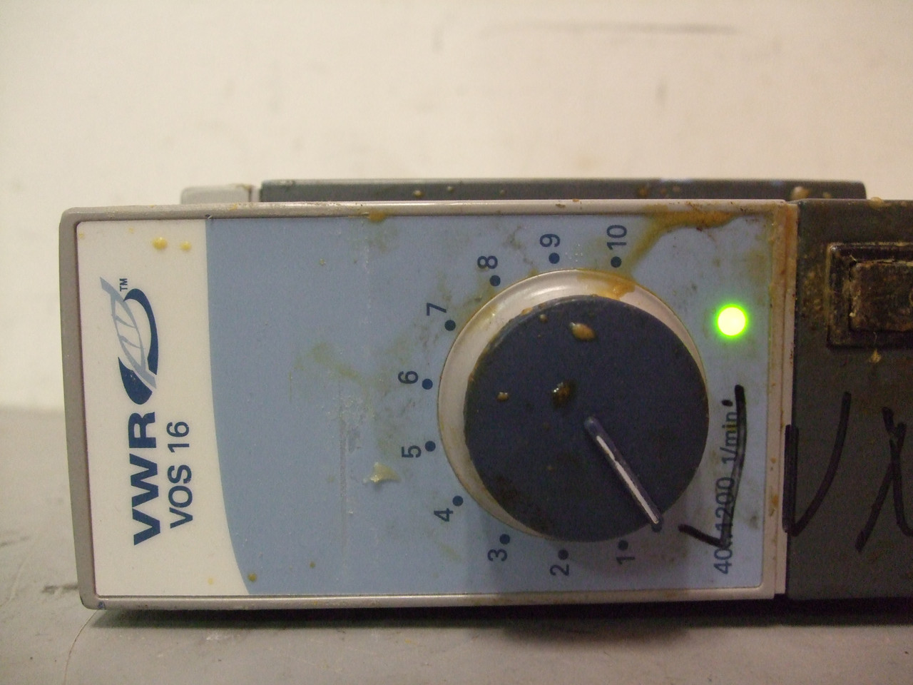 VWR Model VOS 16 B 341 Variable Speed Overhead Lab Stirrer