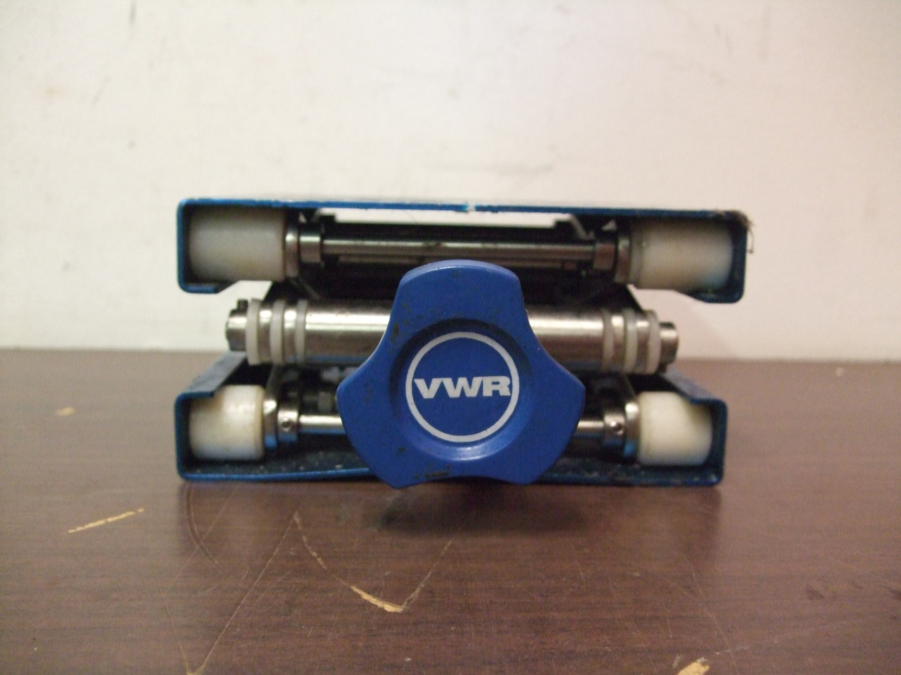 VWR 6" x 6" Aluminum Lab Jack