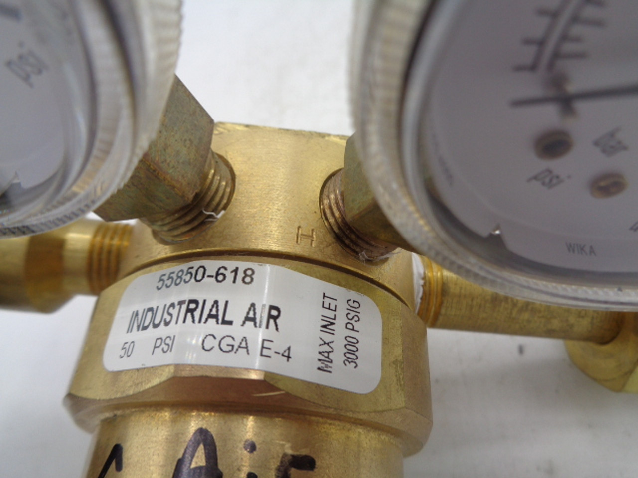 VWR 55850-618 Brass Pressure Regulator