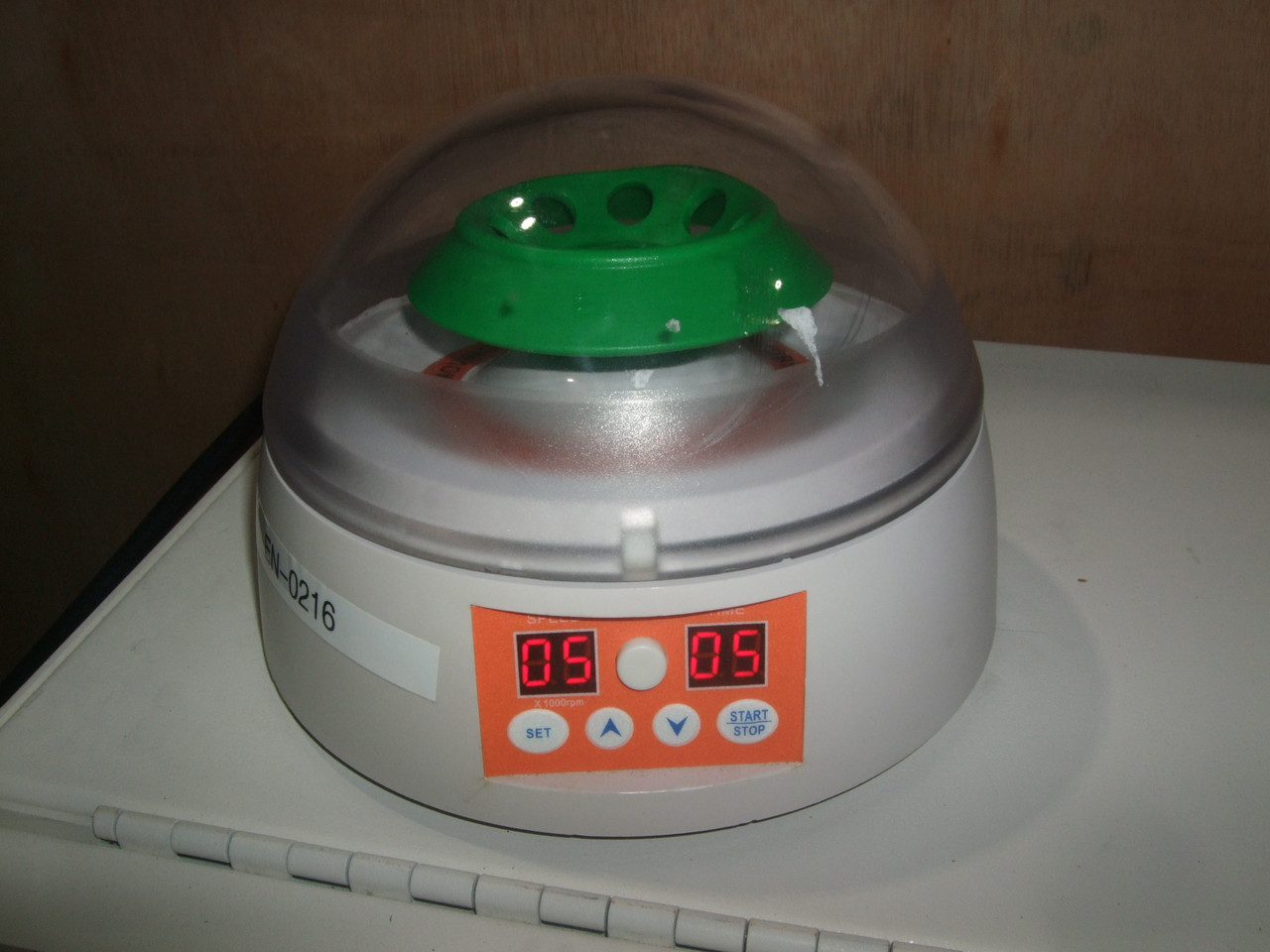 USED Super MiniStar Mini Centrifuge - European 250 V Power Cord