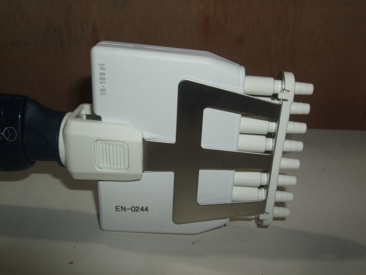 Gilson M P8X100M PIPETMAN BT CONNECTED