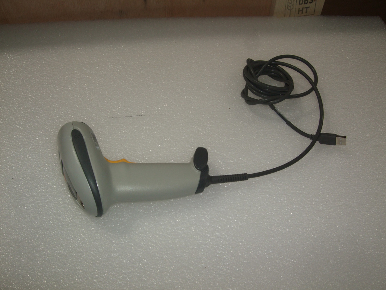 Motorola DS4208-DL00007WR Handheld Barcode Scanner with USB Cable