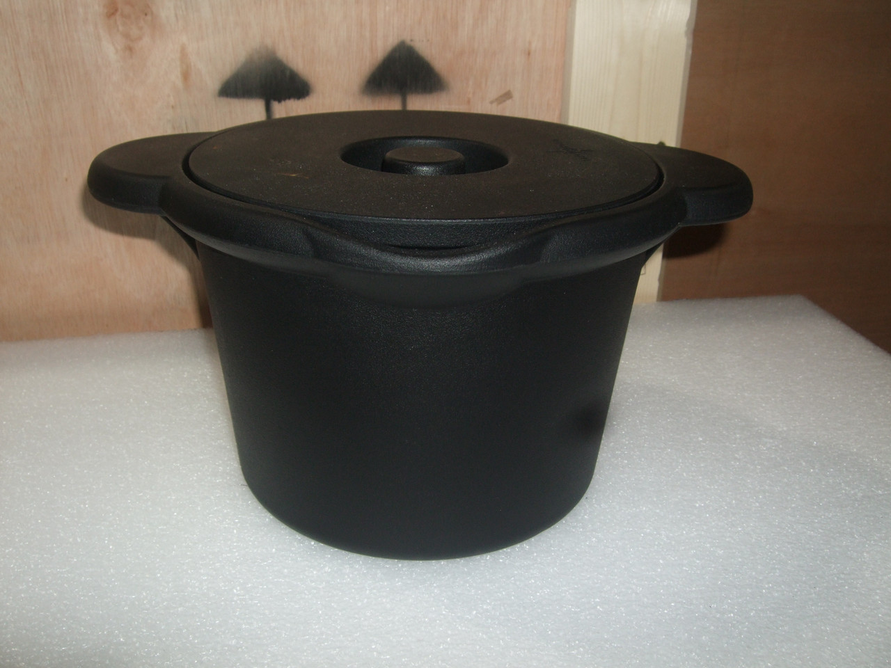 True North 50-190-1690 Cool Containers, 4L Bucket, Black Onyx