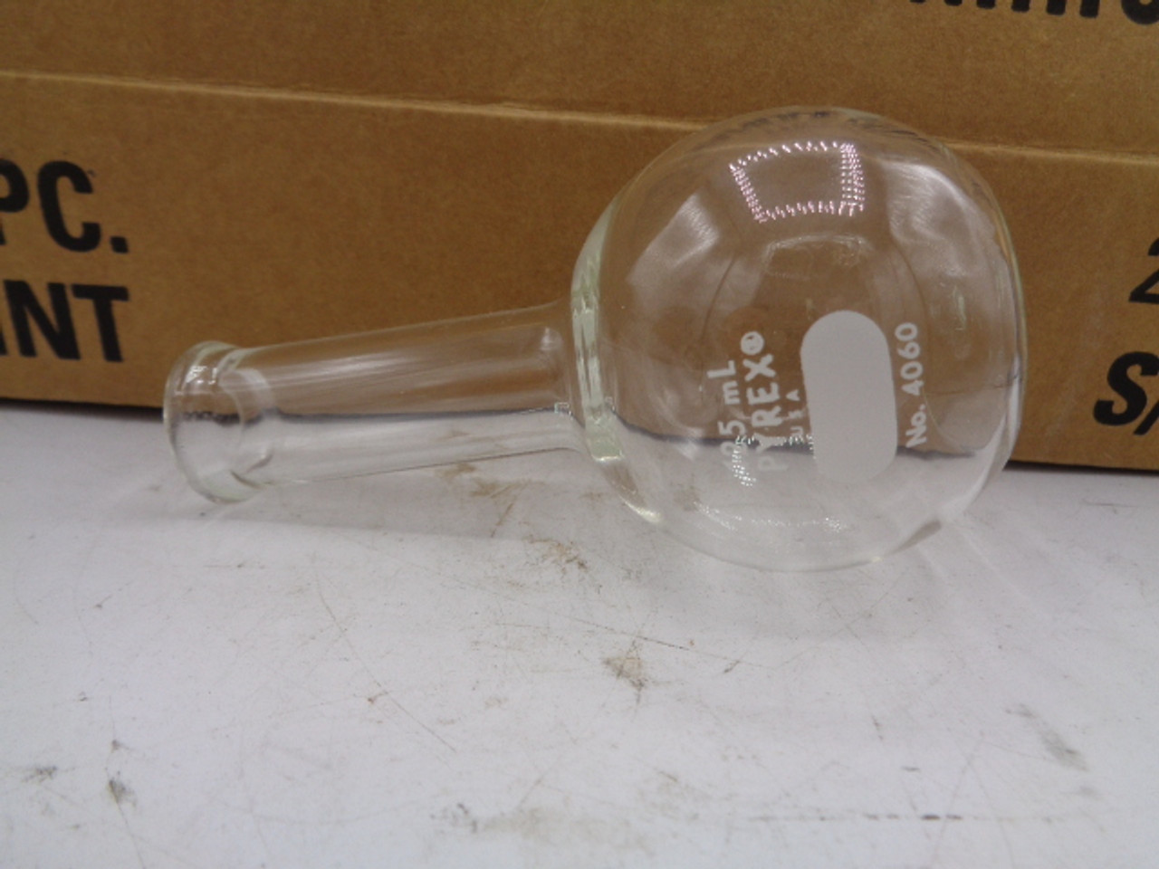 Pyrex  No. 4060 125mL Round Flat Bottom Long Necked Flask