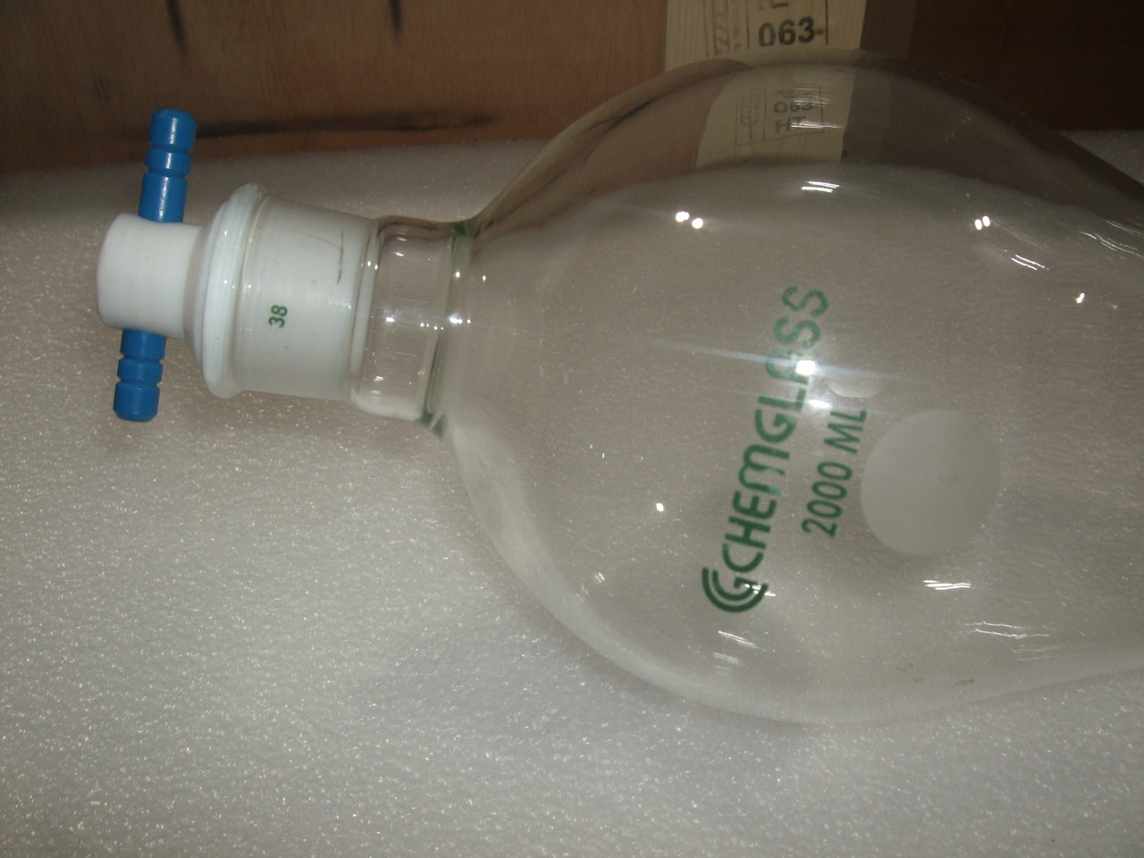 Chemglass CG-1742-T-07 Funnel, Separatory, 2000m, #38 PTFE Stopper
