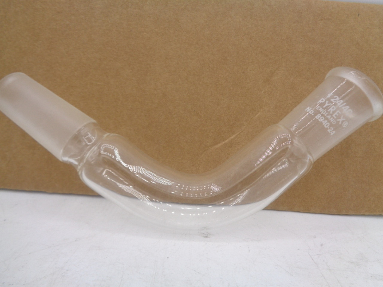 Pyrex No. 8940-24 24/40 Connecting L-Piece