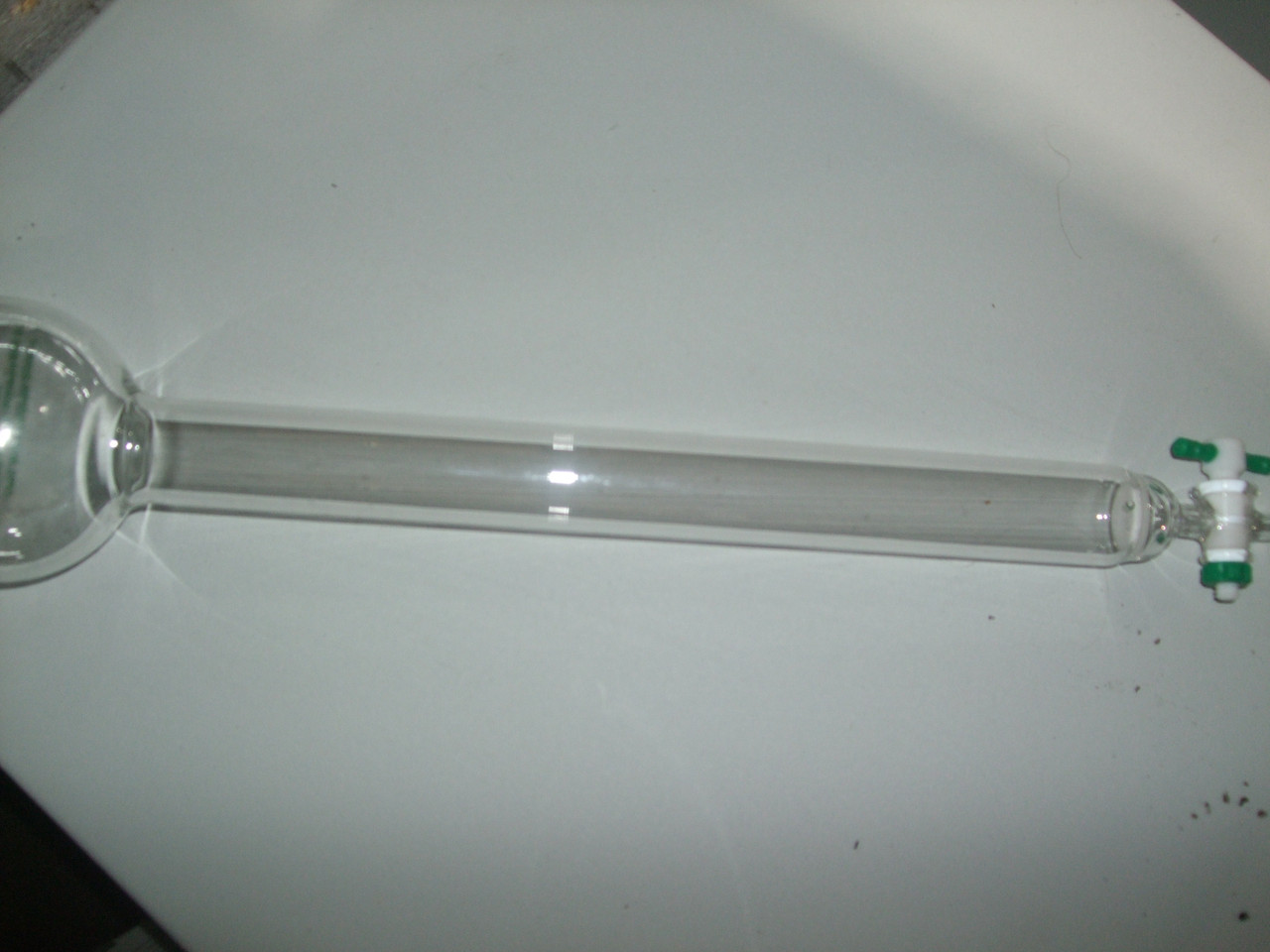 Chemglass CG-1196-09 Column, Chromatography, 24/40 Outer Joint, 500mL Reservoir, 1 1/2in ID X 18in E.L., 2mm Stpk