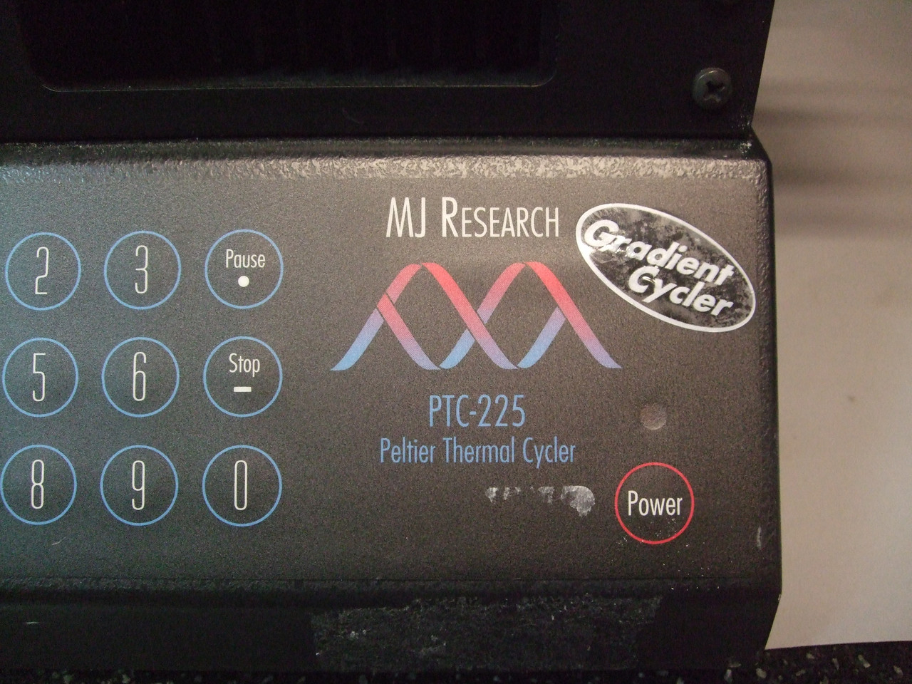 MJ Research PTC-225 Peltier Thermal Cycler