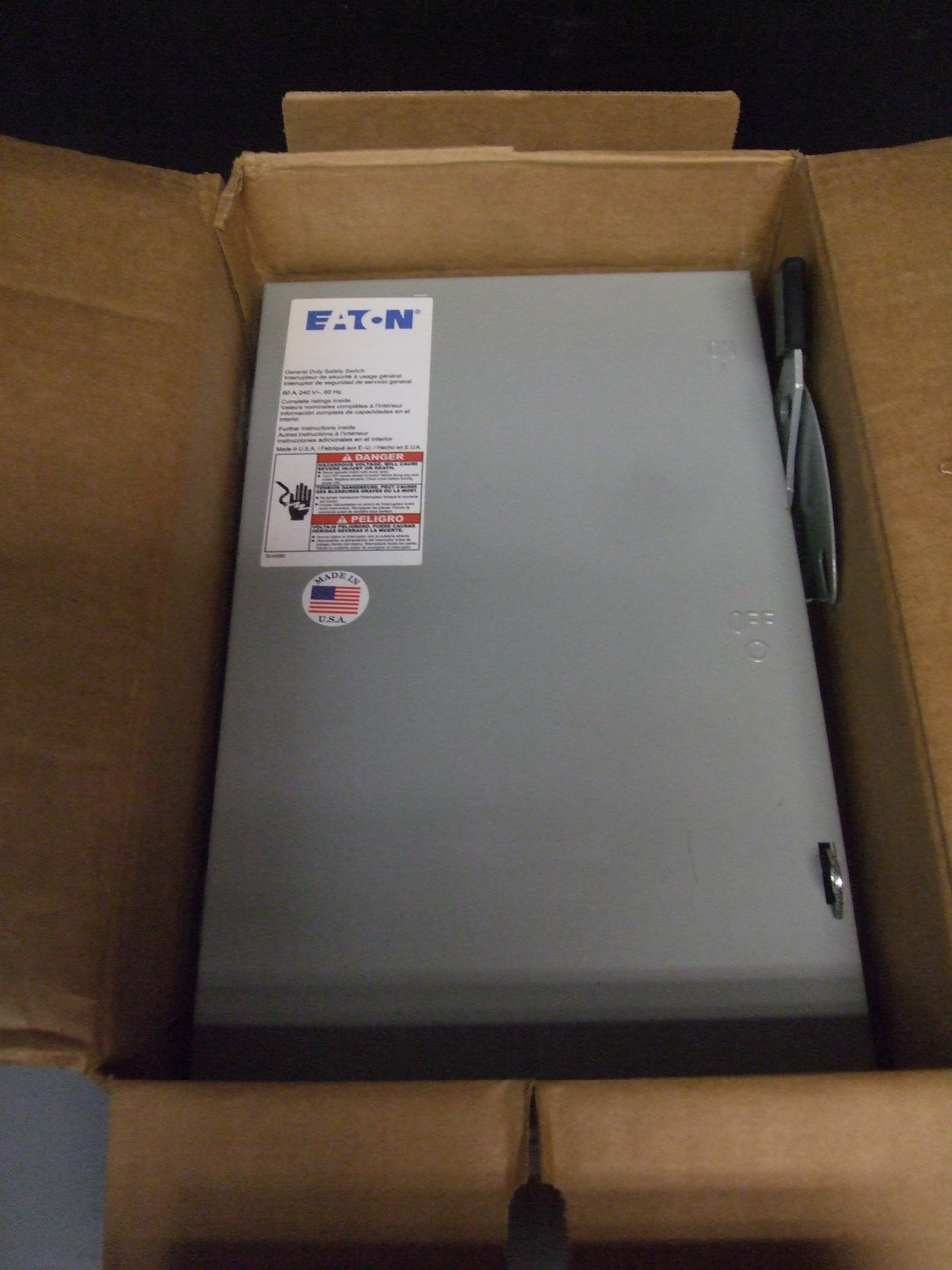 Eaton DG322UGB 60 Amp. Heavy Duty Safety Switch, 3 Poles - New