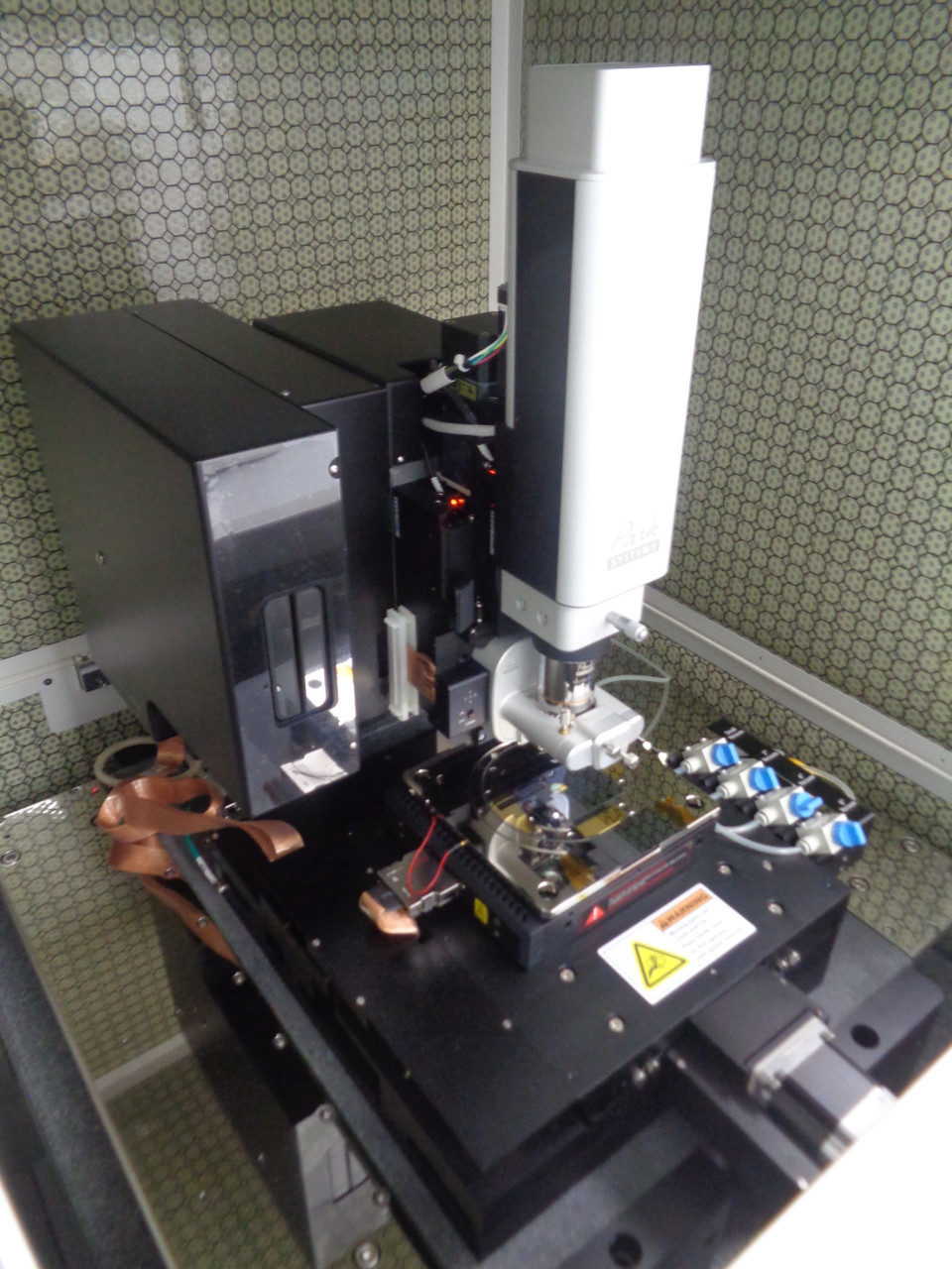 Park Systems Corp. NX20 Atomic Force Microscope